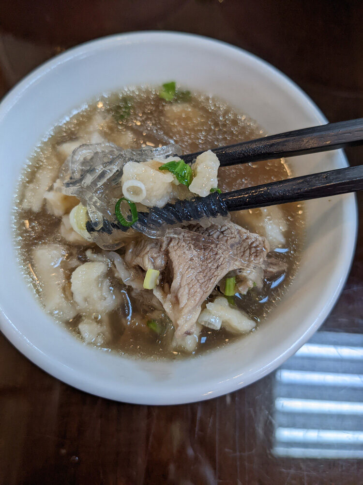 [林口美食] 林口吃什麼?鳥地方陝西小館，道地的陝西美食，絕對別錯過!菜單、餐點一次看透透 | OurShare生活紀錄