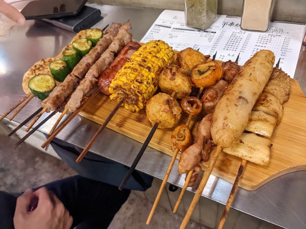 [新北板橋串燒推薦]好吃的品都串燒板橋店，想吃串燒的千萬別錯過! | OurShare生活紀錄