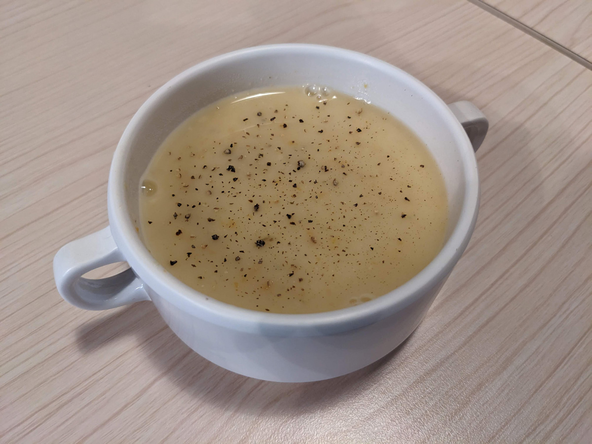 免費濃湯、紅茶