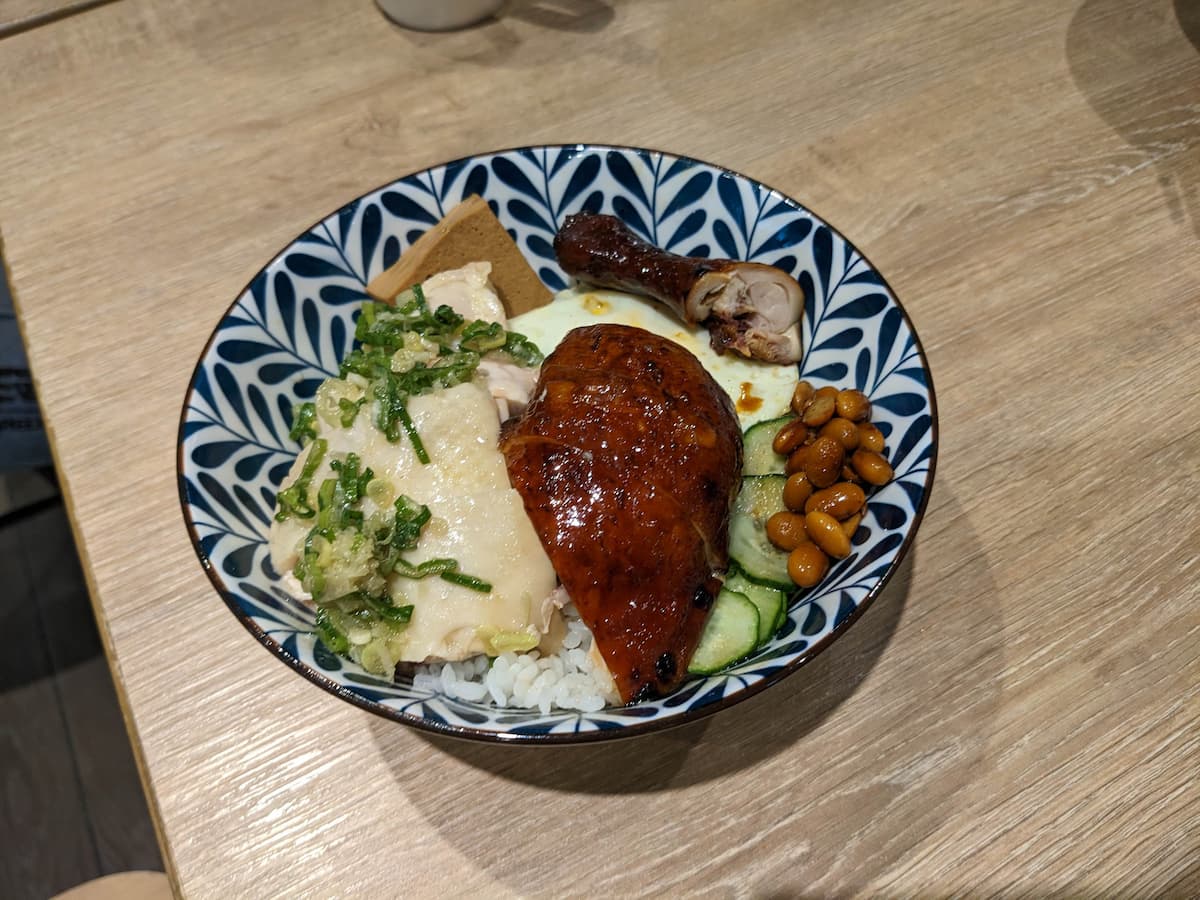 [招牌油雞飯]了凡油雞．燒臘．飯．麵 招牌油雞飯部會想推薦.... | OurShare生活紀錄